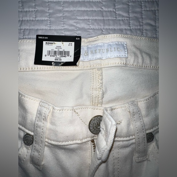 Rock & Republic Oasis Cream Straight Leg Skinny Jeans Stretch Fabric Size 8M NWT - Picture 7 of 12
